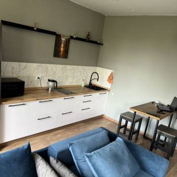 Продается 1-комнатная квартира, 37 м²