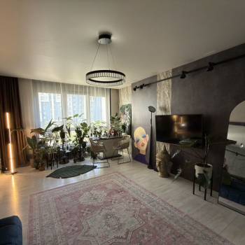 Сдается Многокомнатная квартира, 105 м²