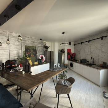 Сдается Многокомнатная квартира, 105 м²