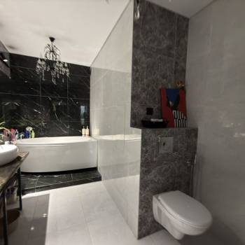 Сдается Многокомнатная квартира, 105 м²