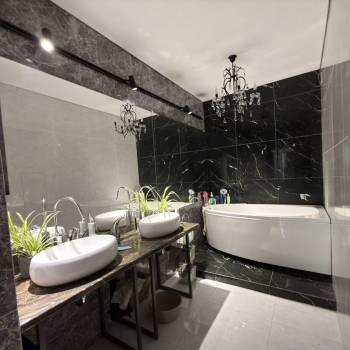 Сдается Многокомнатная квартира, 105 м²
