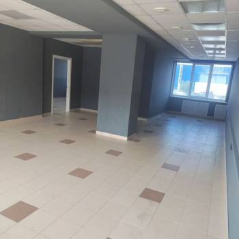 Сдается Нежилое помещение, 108 м²