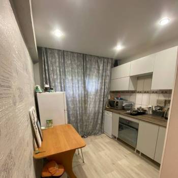 Продается 1-комнатная квартира, 30,3 м²