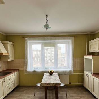 Продается 2-х комнатная квартира, 72,8 м²