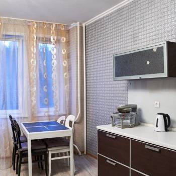 Сдается Многокомнатная квартира, 98 м²