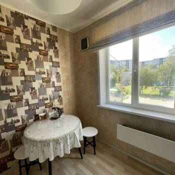 Продается 3-х комнатная квартира, 61 м²