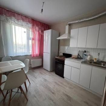 Сдается 1-комнатная квартира, 48 м²