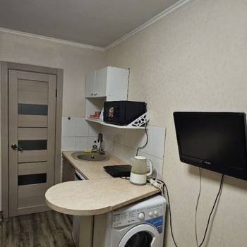 Продается 1-комнатная квартира, 14 м²