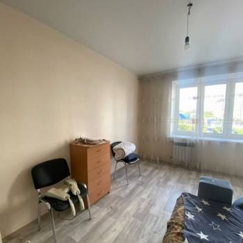 Продается 1-комнатная квартира, 35 м²