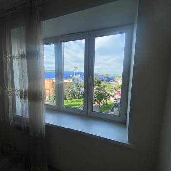 Продается 1-комнатная квартира, 35 м²