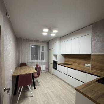 Сдается 2-х комнатная квартира, 60 м²