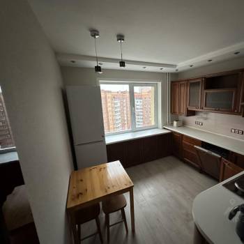 Сдается 2-х комнатная квартира, 62 м²