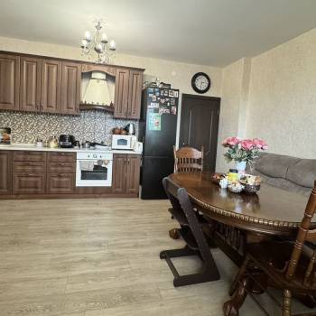 Продается 3-х комнатная квартира, 71 м²