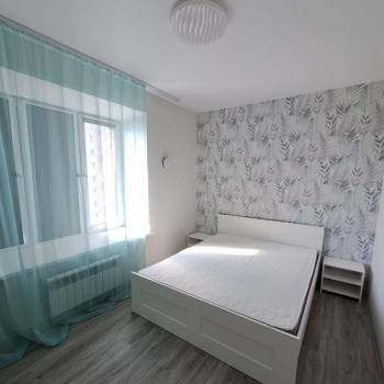 Сдается 1-комнатная квартира, 52 м²