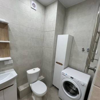 Сдается 1-комнатная квартира, 52 м²