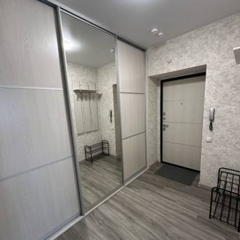 Сдается 1-комнатная квартира, 52 м²