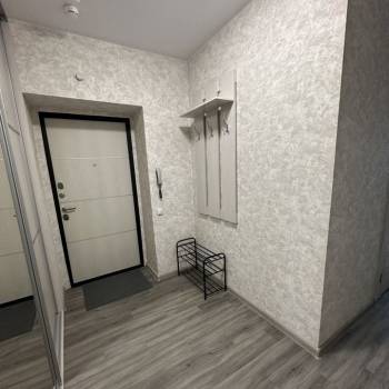 Сдается 1-комнатная квартира, 52 м²
