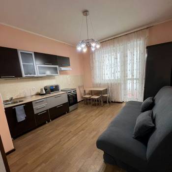 Сдается 1-комнатная квартира, 44 м²