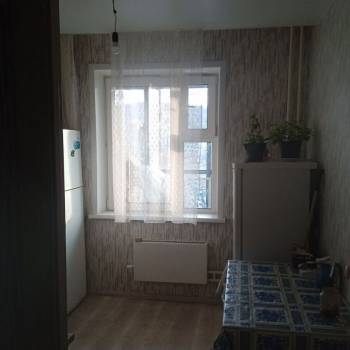 Продается 1-комнатная квартира, 40 м²