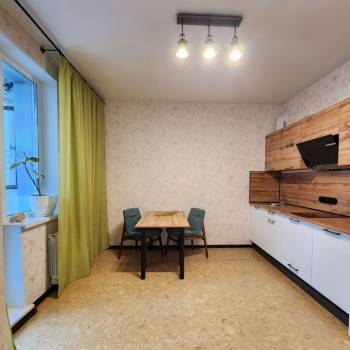 Сдается 1-комнатная квартира, 44 м²