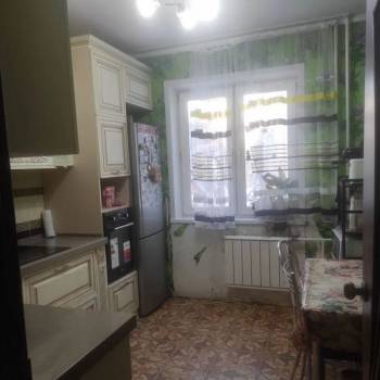 Продается Многокомнатная квартира, 84 м²