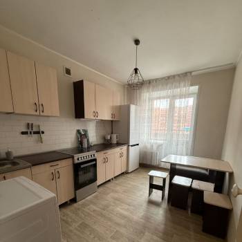 Сдается 1-комнатная квартира, 35 м²
