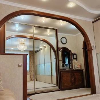 Продается Многокомнатная квартира, 80 м²