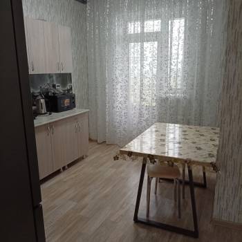 Сдается 1-комнатная квартира, 46 м²