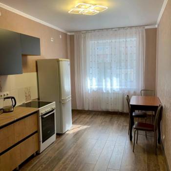 Сдается 1-комнатная квартира, 41 м²