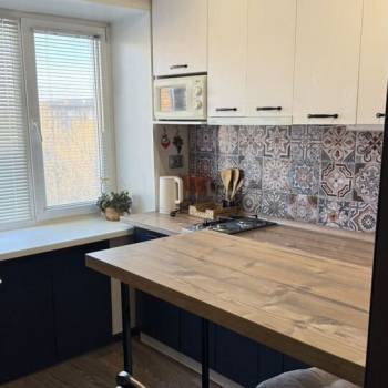 Сдается 2-х комнатная квартира, 42 м²