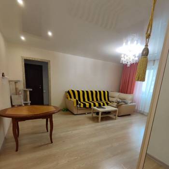 Продается Многокомнатная квартира, 104,1 м²