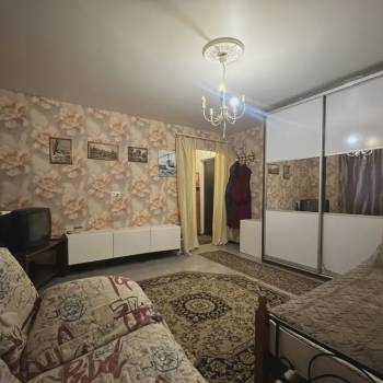 Сдается 1-комнатная квартира, 37 м²