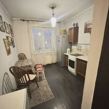 Сдается 1-комнатная квартира, 37 м²