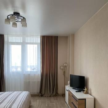 Сдается 1-комнатная квартира, 43 м²