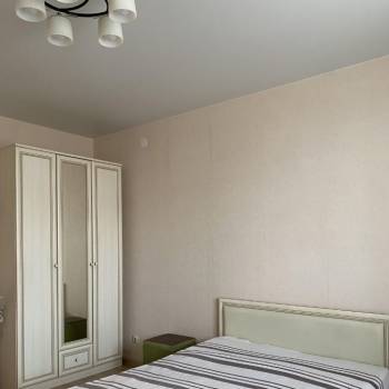 Сдается 1-комнатная квартира, 43 м²