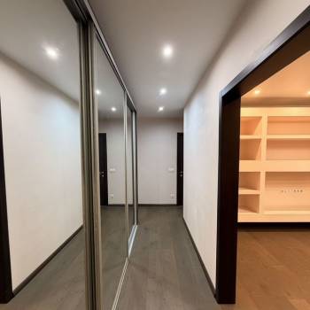 Продается 3-х комнатная квартира, 64 м²