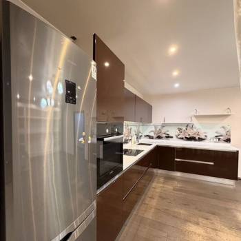 Продается 3-х комнатная квартира, 64 м²