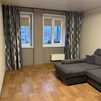 Сдается 1-комнатная квартира, 38 м²