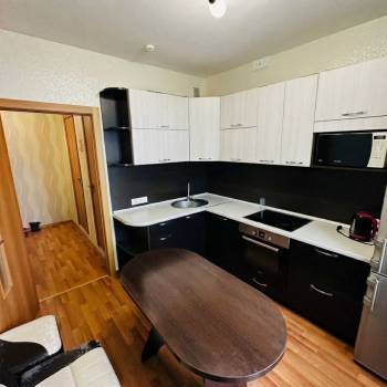 Продается 1-комнатная квартира, 40,7 м²