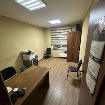 Продается Нежилое помещение, 90 м²