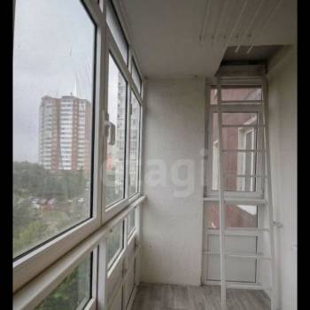 Продается 1-комнатная квартира, 40 м²