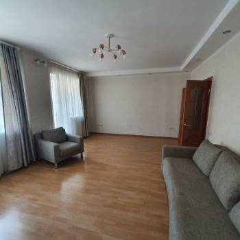 Сдается 2-х комнатная квартира, 73 м²