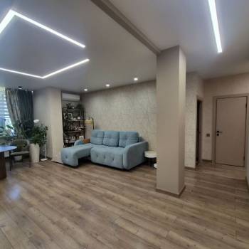 Продается 3-х комнатная квартира, 79,6 м²