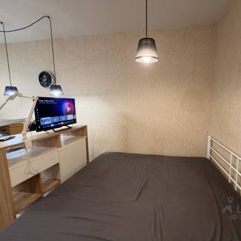 Сдается 1-комнатная квартира, 50 м²