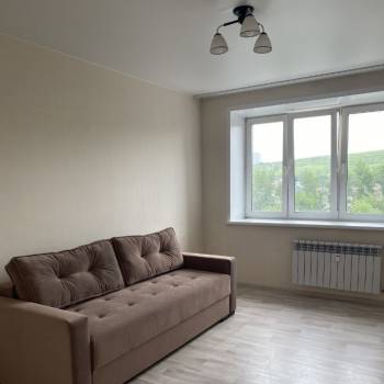 Сдается 1-комнатная квартира, 38 м²