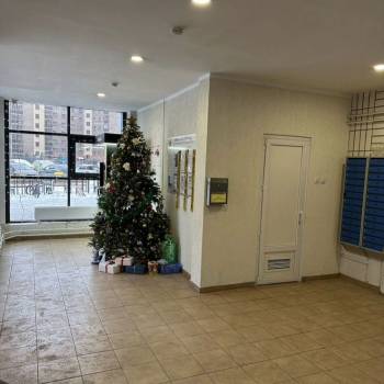 Продается 1-комнатная квартира, 35 м²