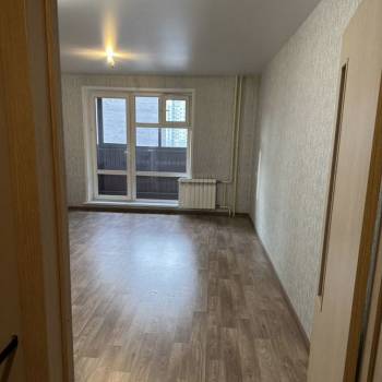 Продается 1-комнатная квартира, 35 м²