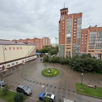 Продается Многокомнатная квартира, 84,4 м²