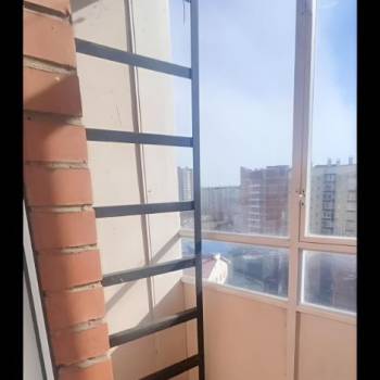 Продается 1-комнатная квартира, 37 м²