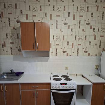 Продается 1-комнатная квартира, 37 м²